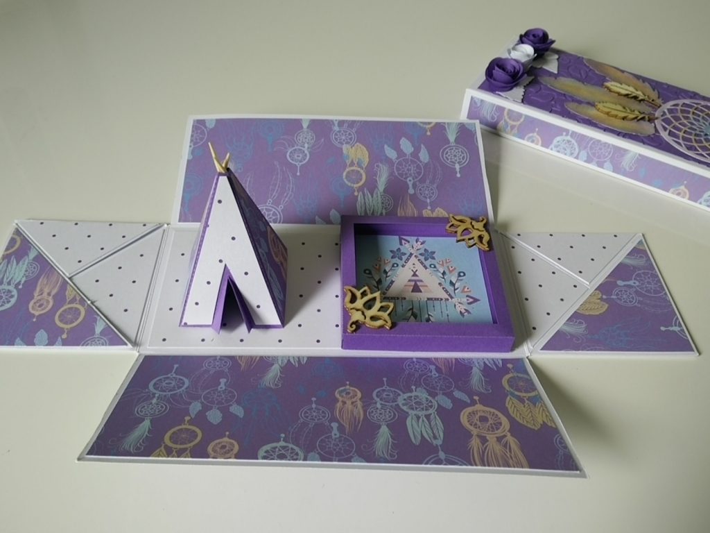boîte explosion rectangle violette boho style